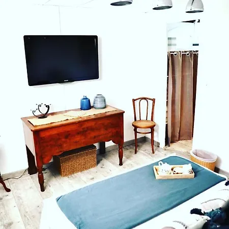 Magnolia 32 Bed & Breakfast Auch